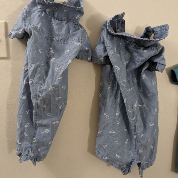 12 month  2 twin set blue Carter's  baby shirts - Picture 2 of 2